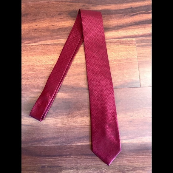 🍁SALE🍁 CALVIN KLEIN 100% Silk Red Necktie XL - Picture 2 of 9